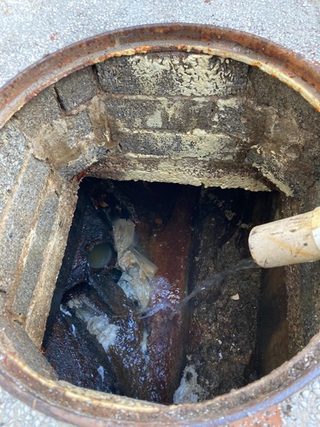 DrainFix HK 高壓水沖洗磚砌室外渠井